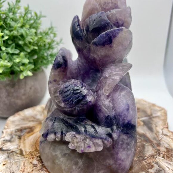 Candy Fluorite Swan and Lotus Carving 2.14lbs - Picture 6 of 7